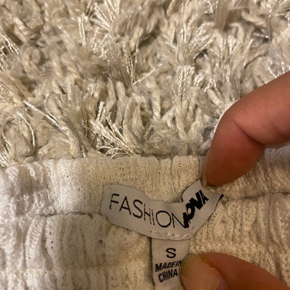 Crop top - Picture 3 of 4